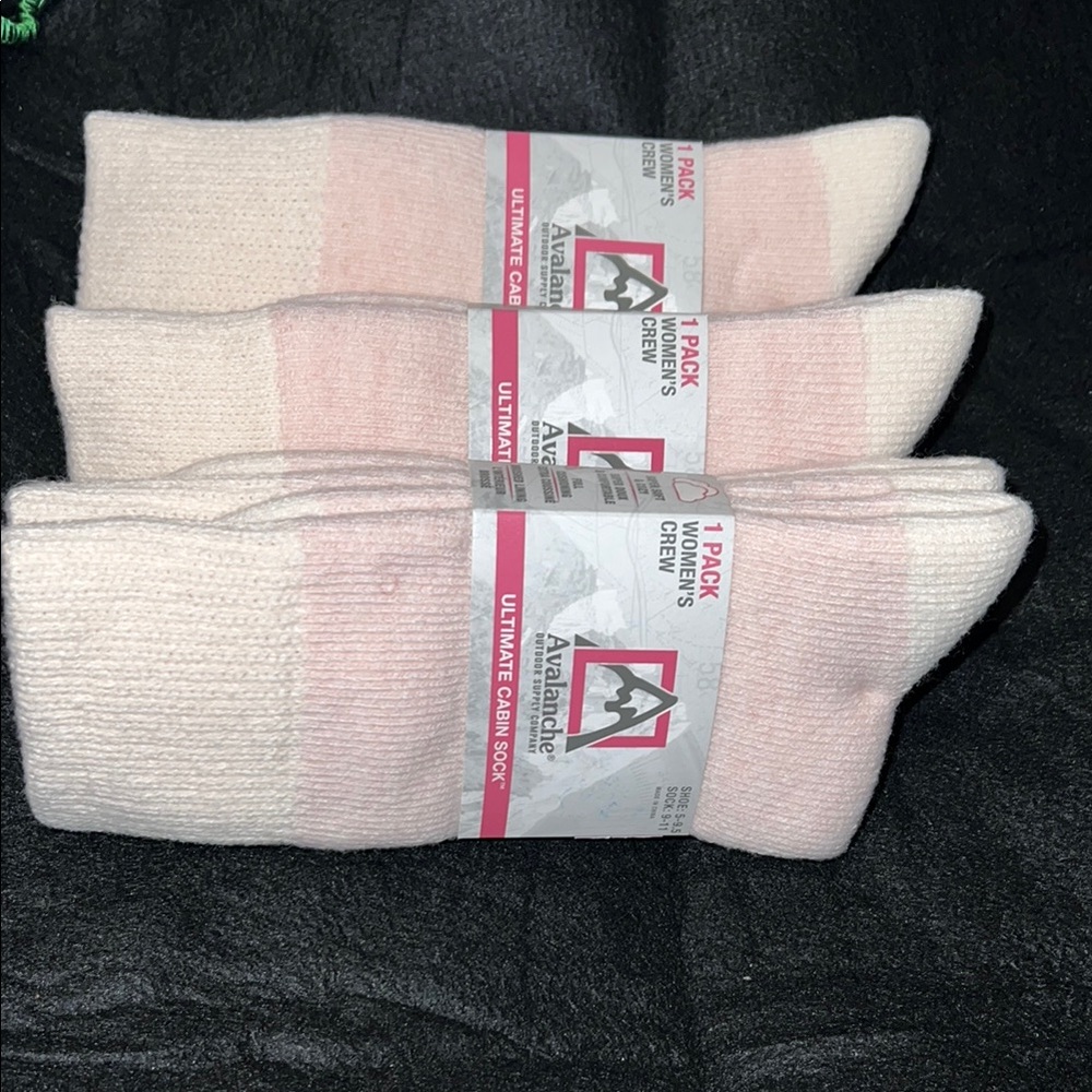NWT 3 Pairs Avalanche Ultimate Pastel Pink Cabin Tube Socks (Sz 9-11)